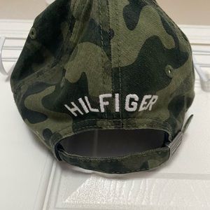 Tommy Hilfiger Dad Hat